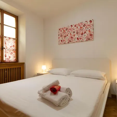 Apartment Appartamento Vecchio Borgo - Solo Affitti Brevi