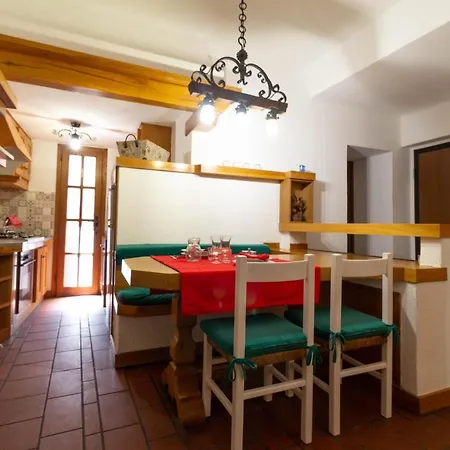 Appartamento Vecchio Borgo - Solo Affitti Brevi *